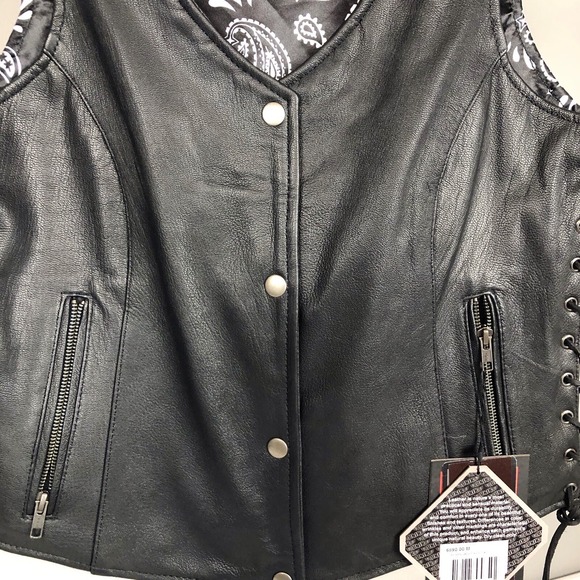 Unik Premium Women Sz M Black Leather Snap Front Vest Side Laces Paisley Liner - Picture 3 of 16
